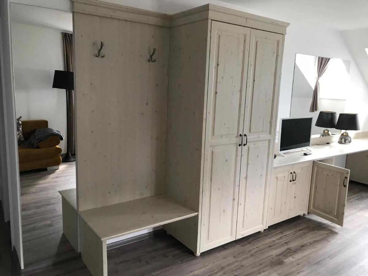 Rosenberg Kuria Bed & Breakfast Taplanszentkereszt Екстериор снимка