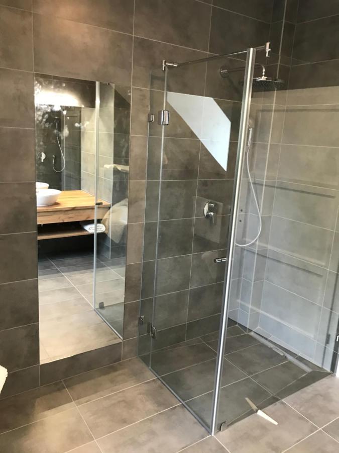 Rosenberg Kuria Bed & Breakfast Taplanszentkereszt Екстериор снимка